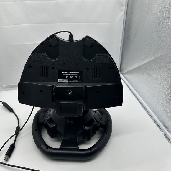 Thrustmaster Gaming Steering Wheel Ferrari 458 RW XBox 360 Pre-owned - Picture 4 of 5